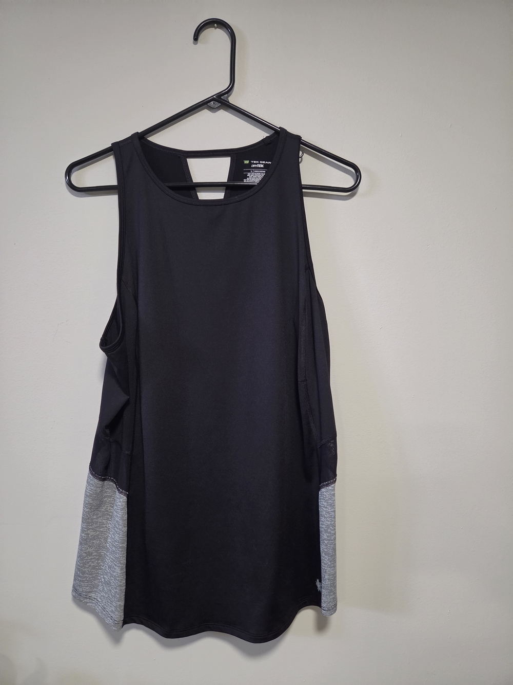 Tek Gear Black Tank Top with Gray Side Panels L
